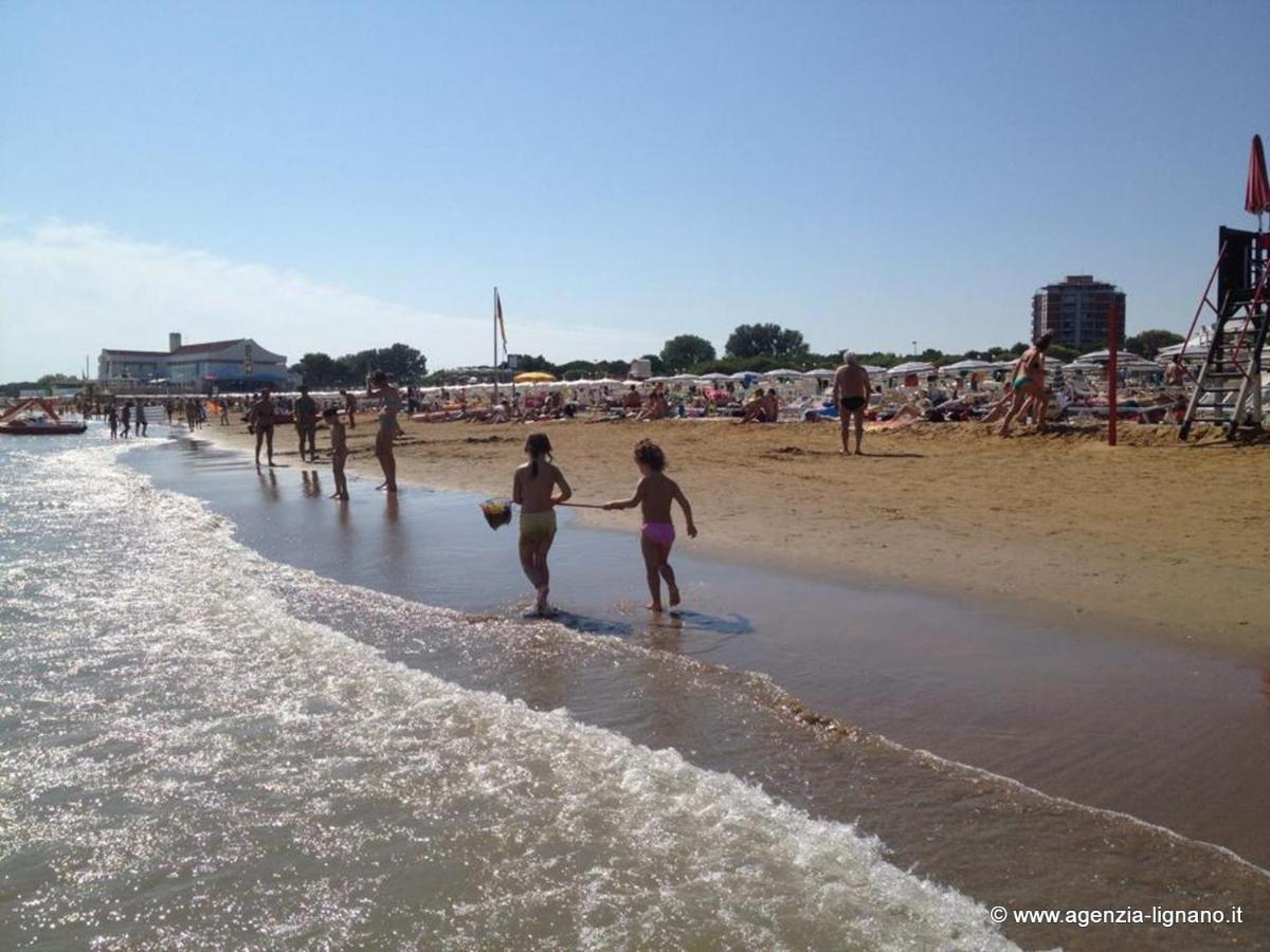 Apartmán Lignano Sabbiadoro With Pool Exteriér fotografie